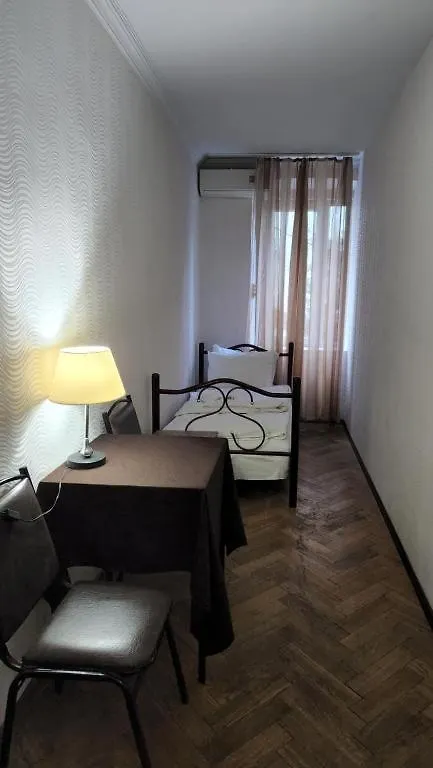טביליסי Guest House Fango אכסניה