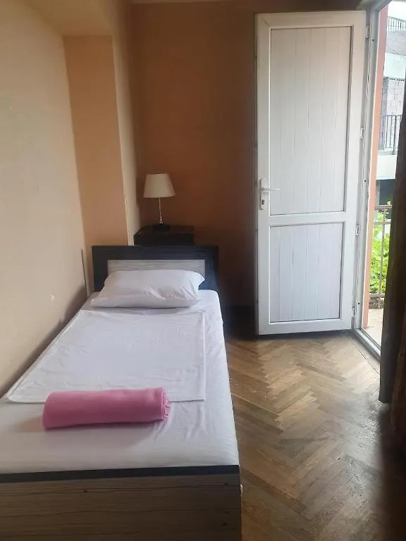 Vandrarhem Guest House Fango Tbilisi Georgien