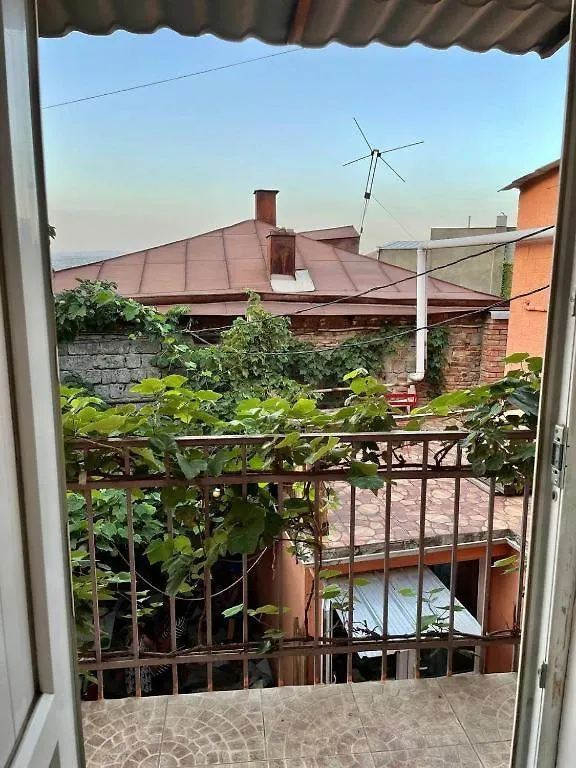 Guest House Fango Tbilisi 0*,  Georgien